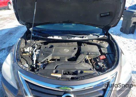 2015 Nissan Altima 2.5 Sv from USA, damaged, VIN 1N4AL3AP4FC262495